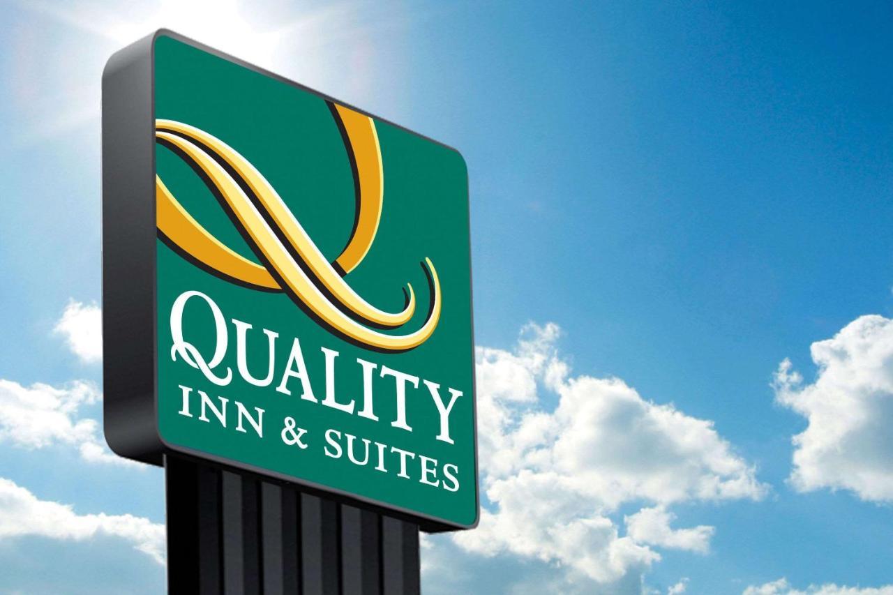 Quality Inn & Suites Ogallala Exterior photo