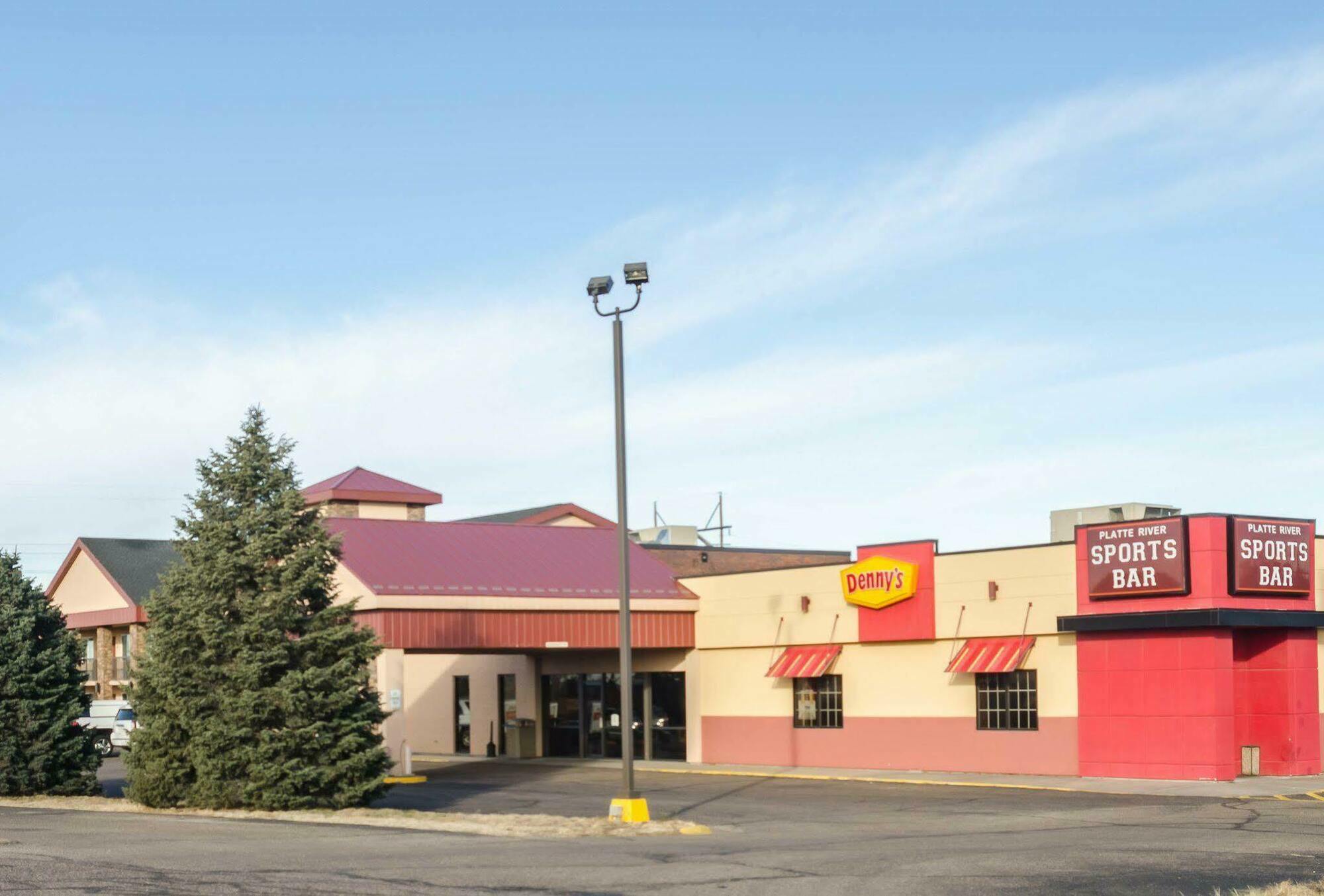 Quality Inn & Suites Ogallala Exterior photo